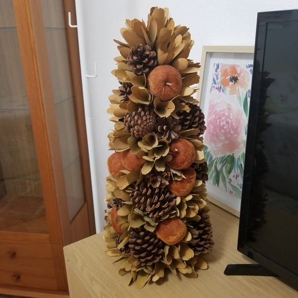🍂 Fall Tree Decor ~ 19" high🍂 - Picture 3 of 4